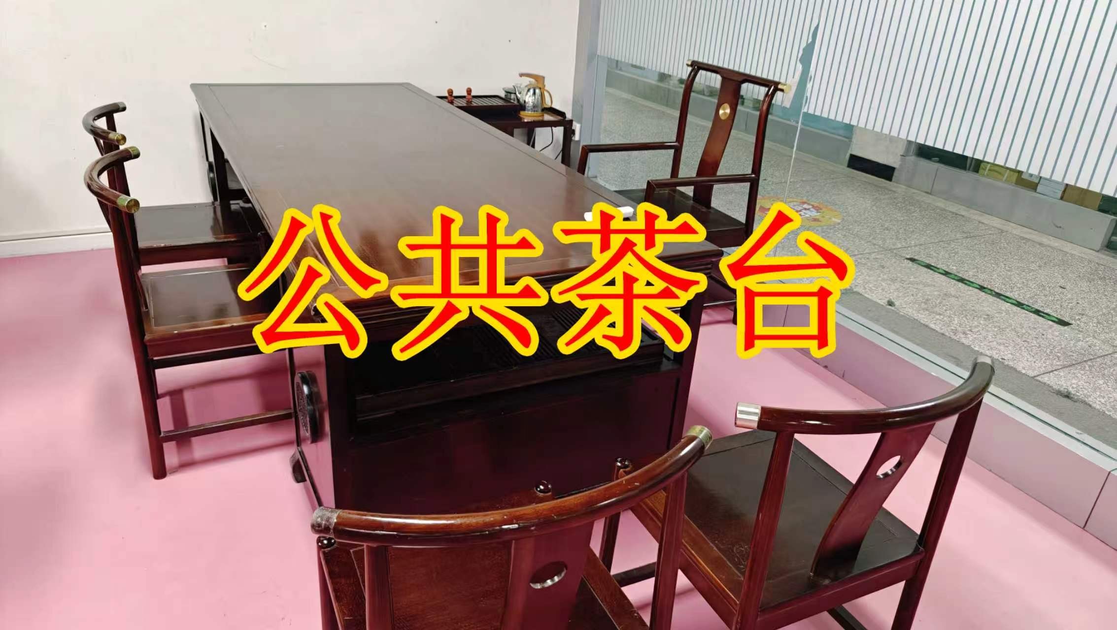 中区经二号街面积灵活：小面积办公室至大面积办公、经营空间均可选择； 部分房源可注册公司，满足企业办公需求； 商铺临街，具备上下水、用电等经营条件； 适合副食品、茶叶、酒水、百货、电商、培训、办公等多种行业。